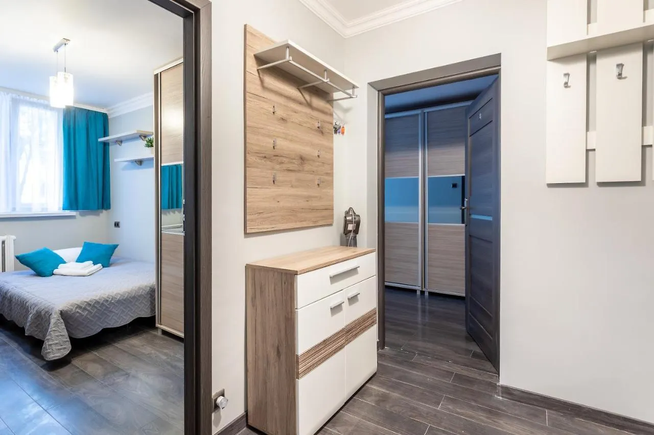 아파트 3 Bedrooms Comfy Flat Celarowska 크라쿠프